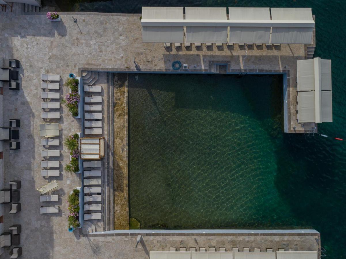 Apartments Adeona Tivat Eksteriør billede