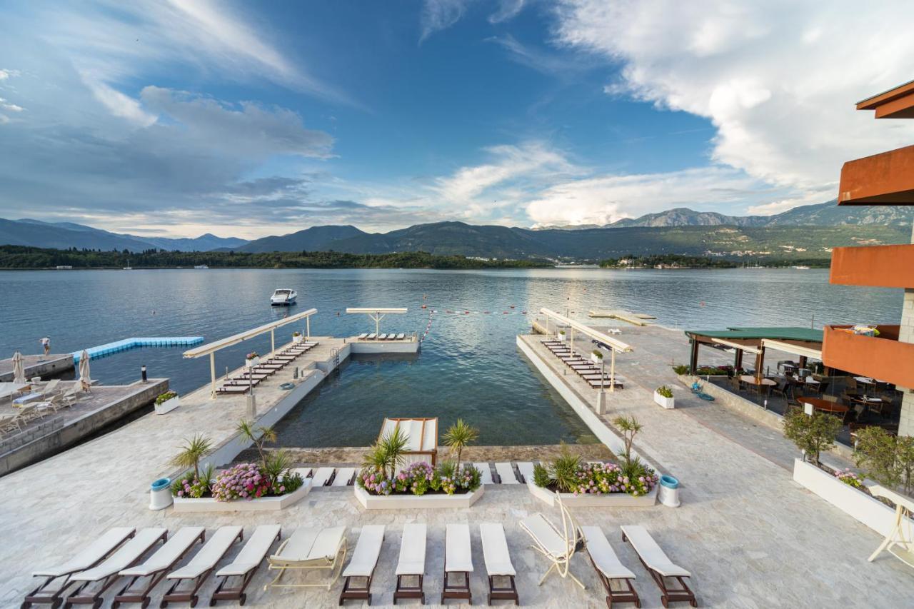 Apartments Adeona Tivat Eksteriør billede