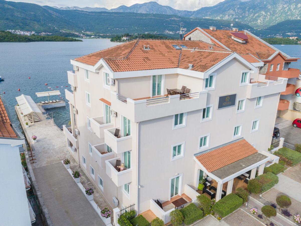 Apartments Adeona Tivat Eksteriør billede