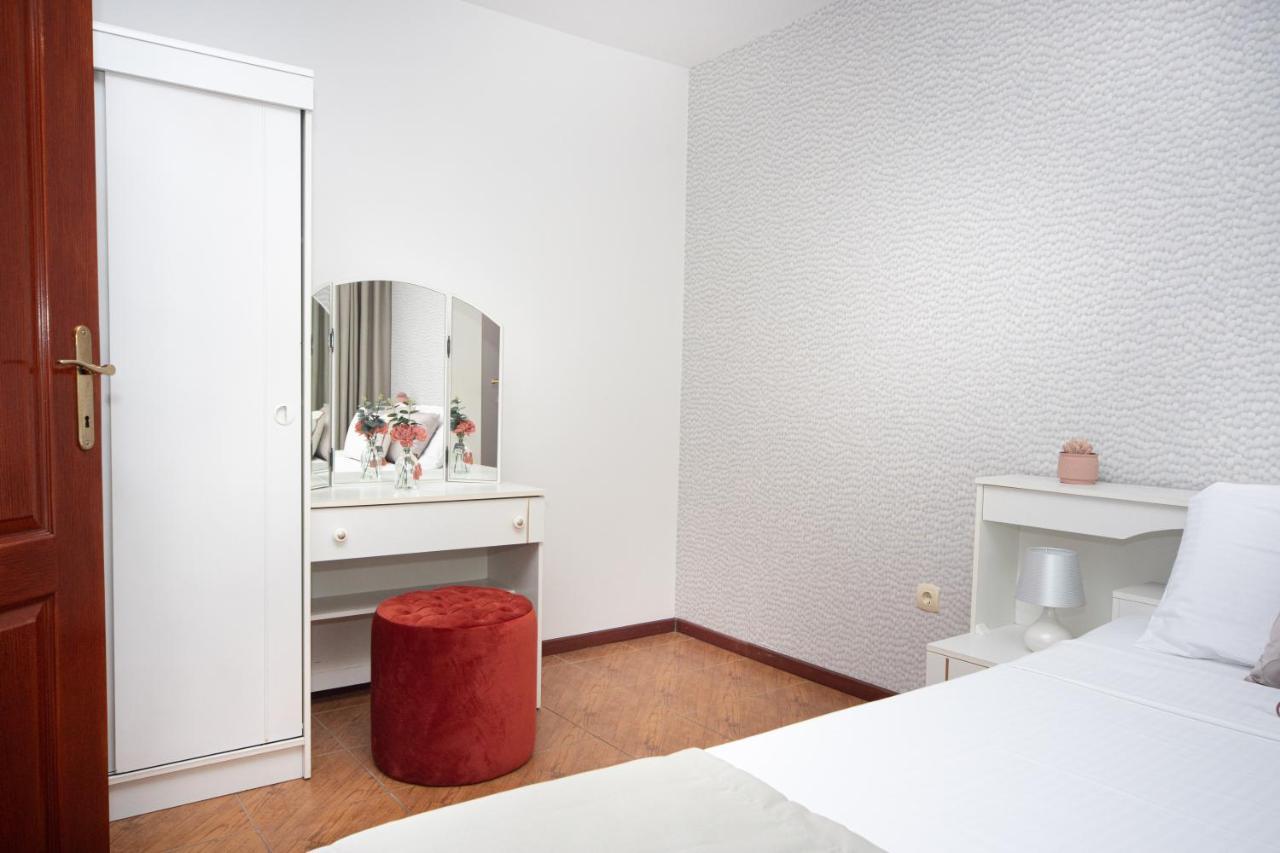 Apartments Adeona Tivat Eksteriør billede