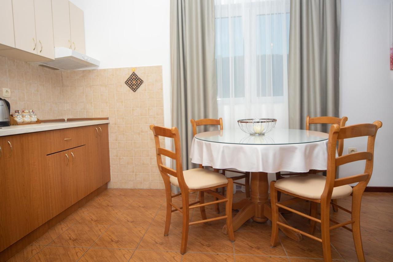 Apartments Adeona Tivat Eksteriør billede